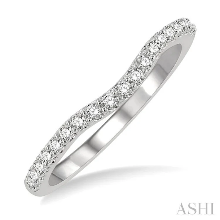 Women’s Vintage Promise Rings-1/4 Ctw Curved Round Cut Diamond Wedding Band in 14K White Gold