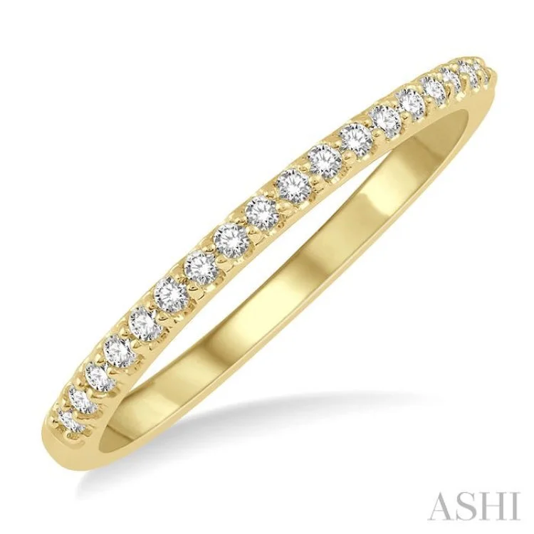 Custom Made Men’s Wedding Bands-1/6 ctw Round Cut Diamond Wedding Band in 14K Yellow Gold