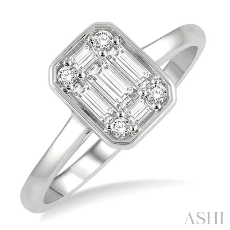 Men’s Designer Engagement Rings-1/2 Ctw Octagonal Shape Baguette and Round Cut Diamond Ladies Ring in 14K White Gold