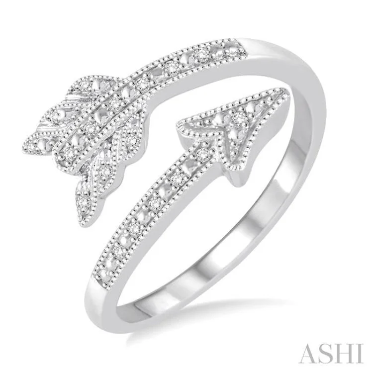 Custom Designer Promise Rings-1/20 Ctw Round Cut Diamond Arrow Ring in Sterling Silver