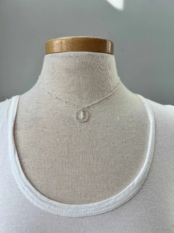 Fashionable Necklaces-Treble Three Pearls Circle Necklace