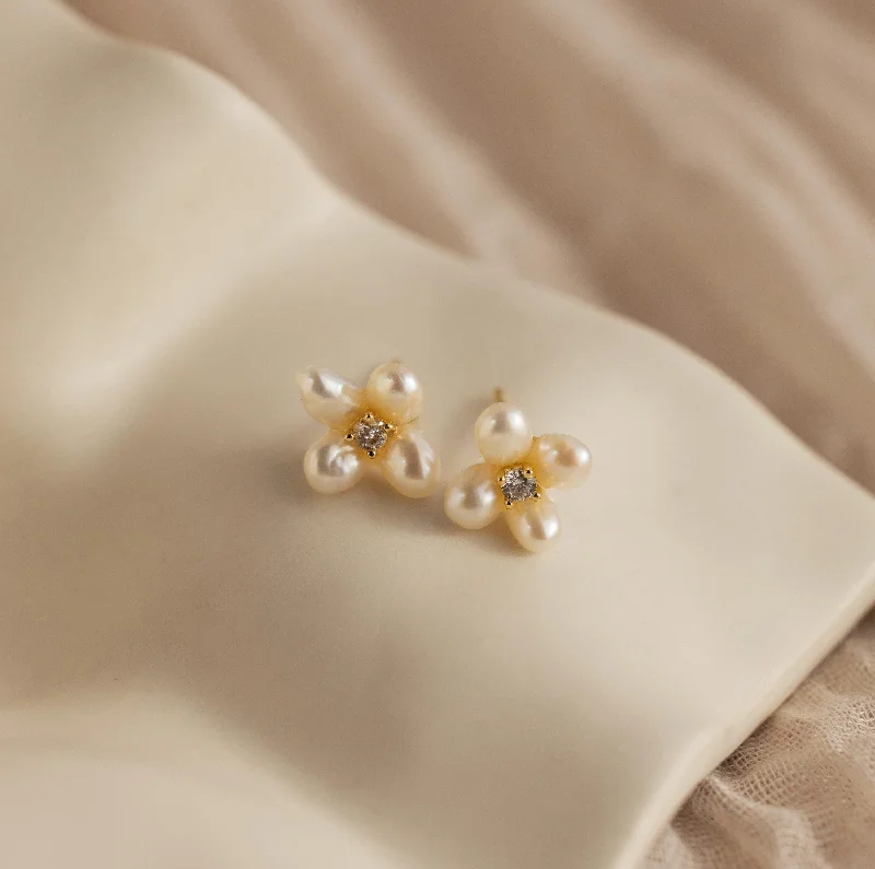 Large Pearl Hoop Earrings-Pearl Flower Studs